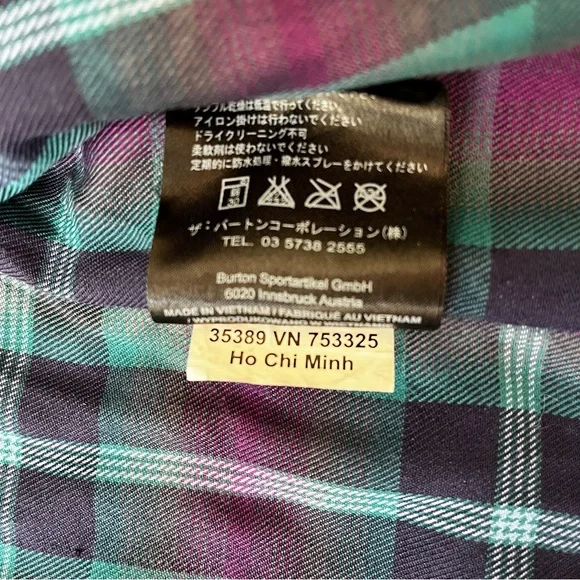 Burton Dryride Denim Jacket with Hood - Picture 11 of 11